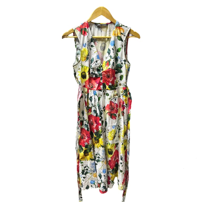 Zara — Zara Floral Midi Dress (Size S, Like new)