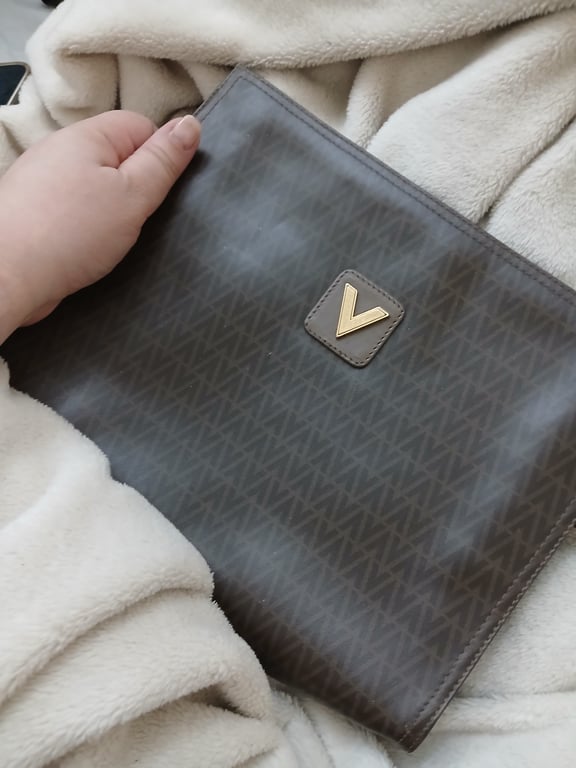 Valentino — Valentino Clutch Bag (Size One Size, Good)