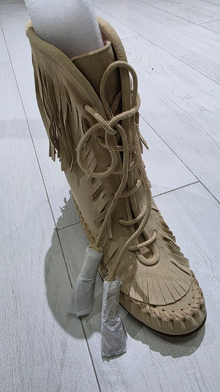 Coach — Coach Fringe Lace-up Boots (Size EU 35.5, New with tags)