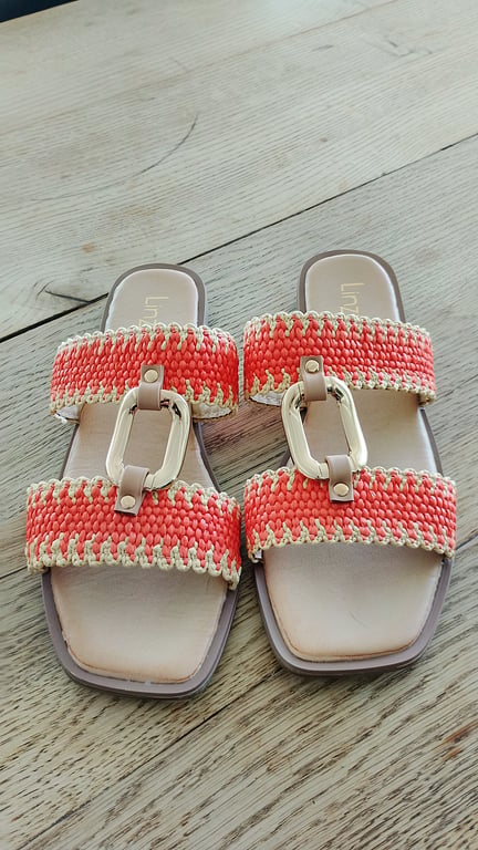 Linzi — Orange woven sandals. New without tags (Size EU 39, Like new)