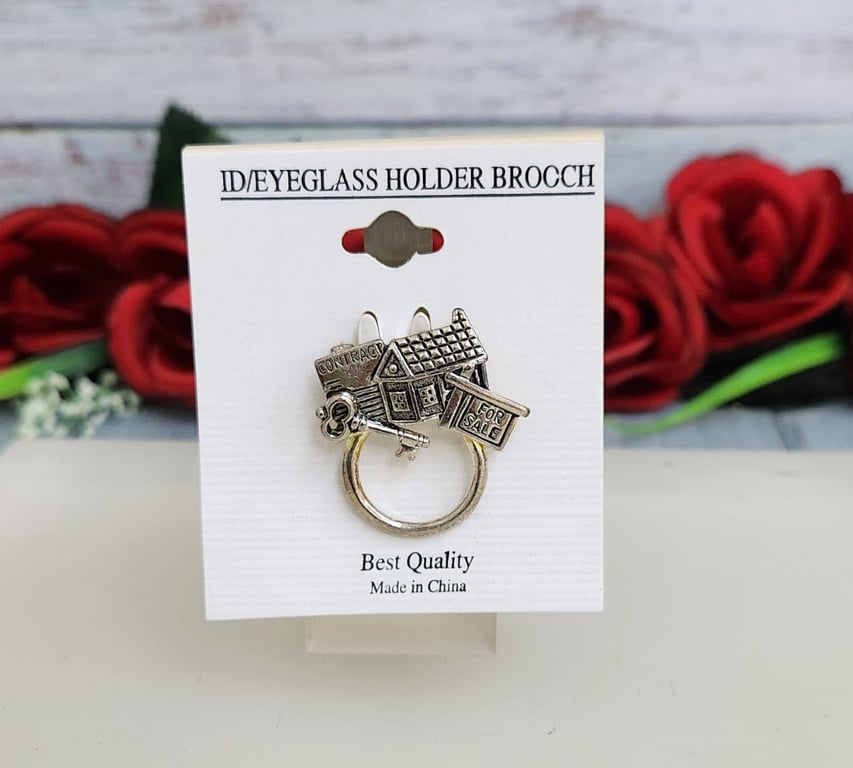 Hajmaal — eyeglass holder pin. (Size One Size, New with tags)
