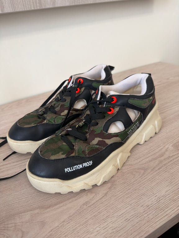 F_WD — Stunning shoes - amazing for hiking (Size EU 40, Good)