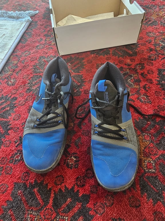 Nike — Nike Zoom Assersion (المقاس EU 42, جيد)