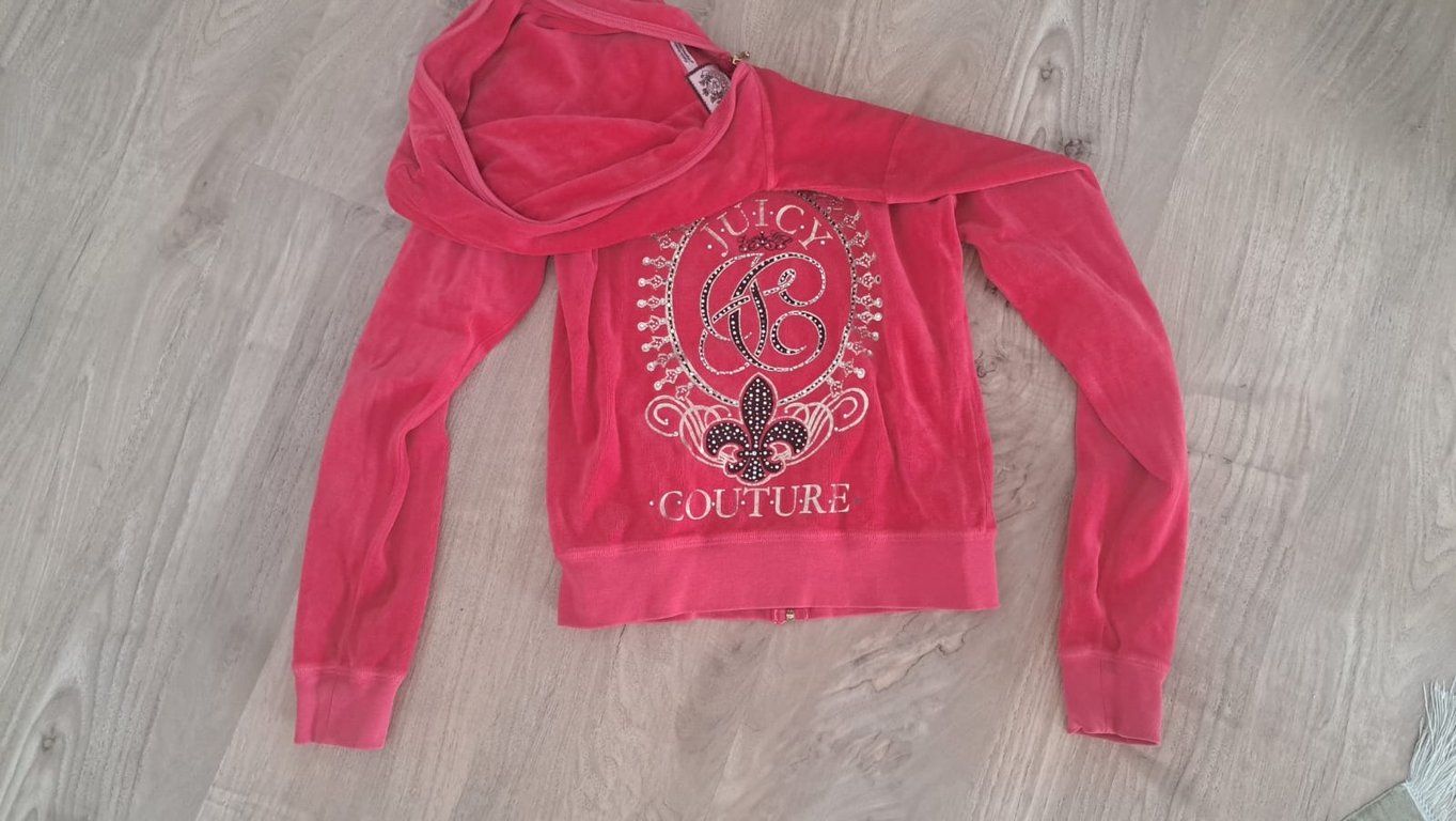 Juicy Couture — Juicy Couture Pink Velour Hoodie – Good Condition (M/38) AED (Size M, Good)