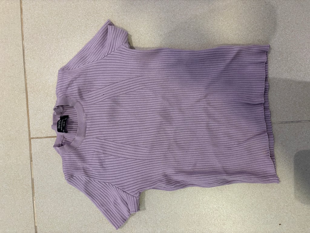 Bershka — Bershka top (Size S, Fair)