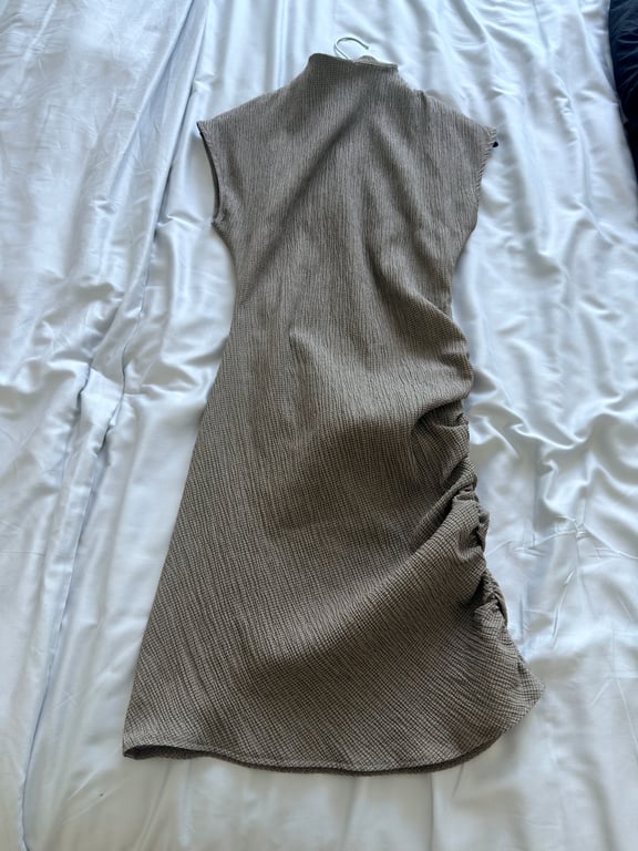 Zara — Zara Ruched Side Mini Dress (Size XS, Good)