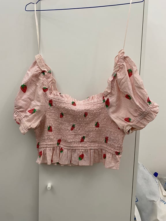 Cotton On — Cotton On STRAWBERRY SET DISCONTINUED (Size L, Good)
