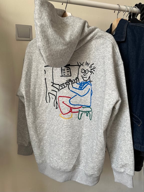 Amazon — Amazon Oversized Grey Hoodie with Graphic Print - Size M (Size M, Like new)