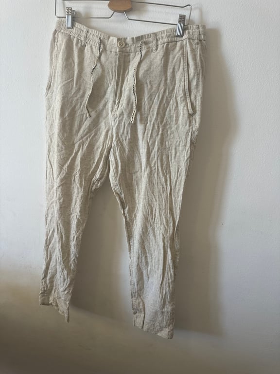 Zara — Zara linen beige short drawstring pants (Size M, Good)