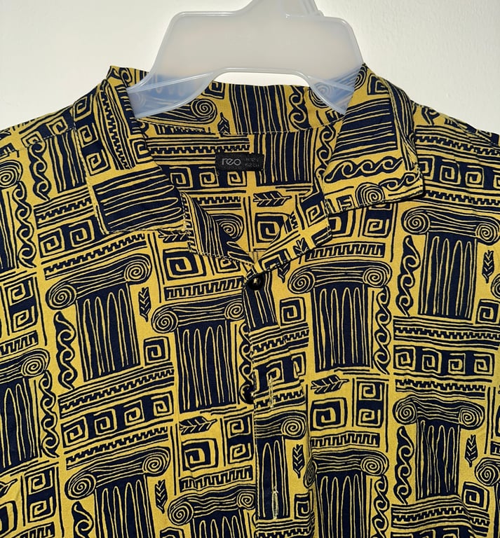 Other — Reo Print Short Sleeve Shirt - 11/12Y or 152cm (Like new)