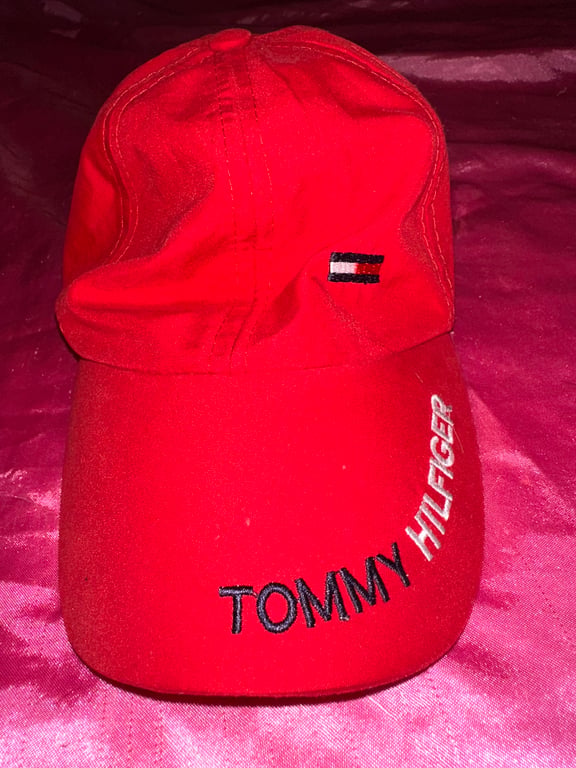 Tommy Hilfiger — Tommy Hilfiger Red Cap (Size One Size, Good)