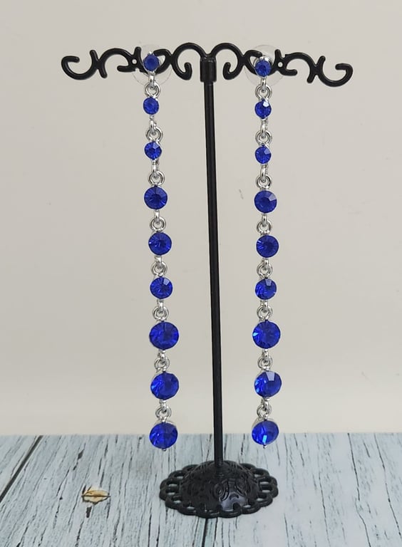 Hajmaal — long blue crystal necklace (Size One Size, New without tags)