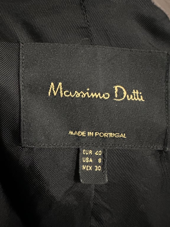 Massimo Dutti — Massimo Dutti Women's Black Blazer Jacket (Made in Portugal) (Size M, Good)