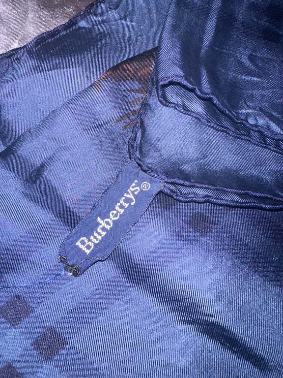 Burberry — Burberry Vintage Silk Scarf 34”x34” (Size 34”x34”, Fair)