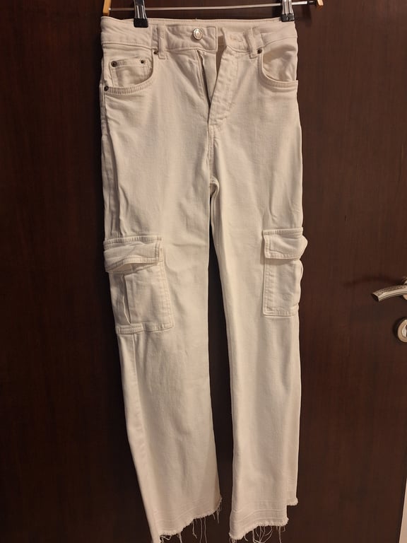 Zara — Zara White Cargo Pants for Girls 13-14Y (Size 13Y, Good)