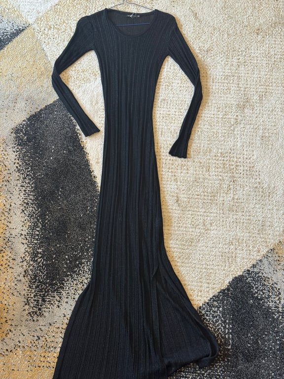 Riva Fashion — Riva Fashion Black Ribbed Glitter Maxi Dress (Size S, Like new)