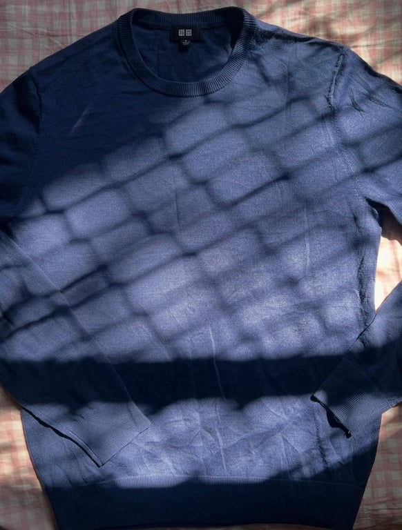 Uniqlo — Uniqlo navy blue sweater (Size S, Like new)
