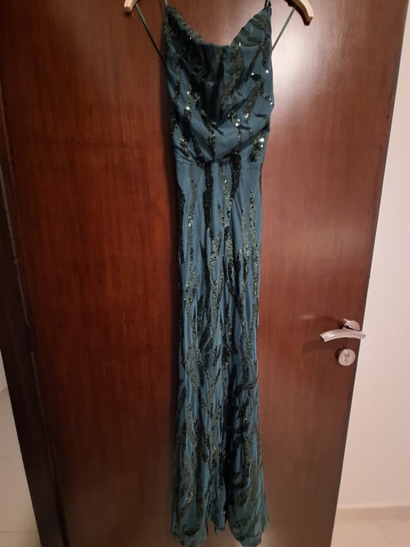 Quiz — Quiz Sequin Embellished Maxi Dress (Size 38, Like new)
