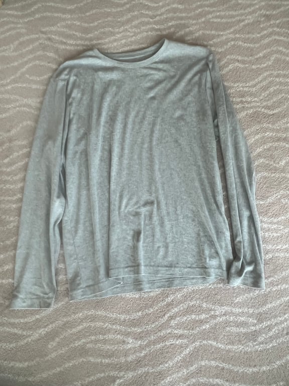 LC Waikiki — LC Waikiki Men's Grey Long-Sleeve T-Shirt (Size XXL, Like new)