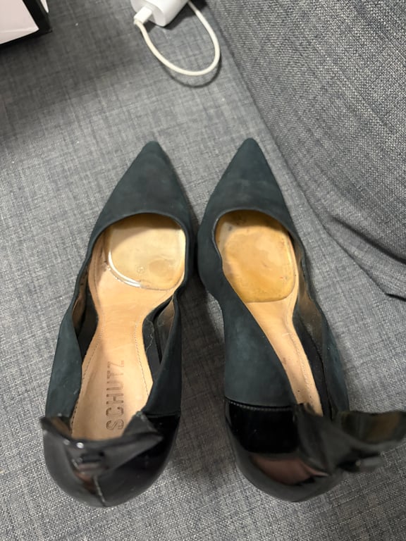Schutz — Schutz suede heels (Size EU 41, Fair)