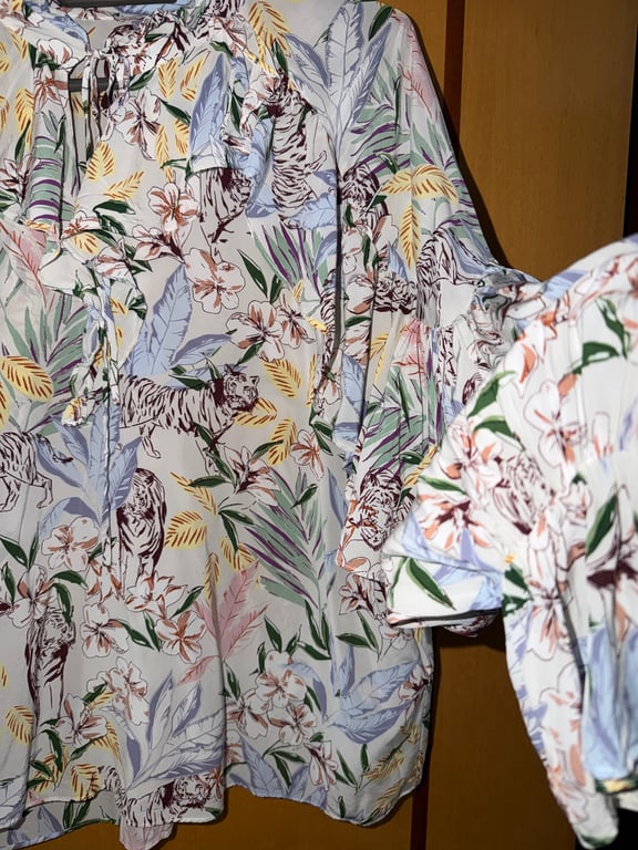 Maje — Maje Tropical Tiger Print Blouse (Size M, Good)