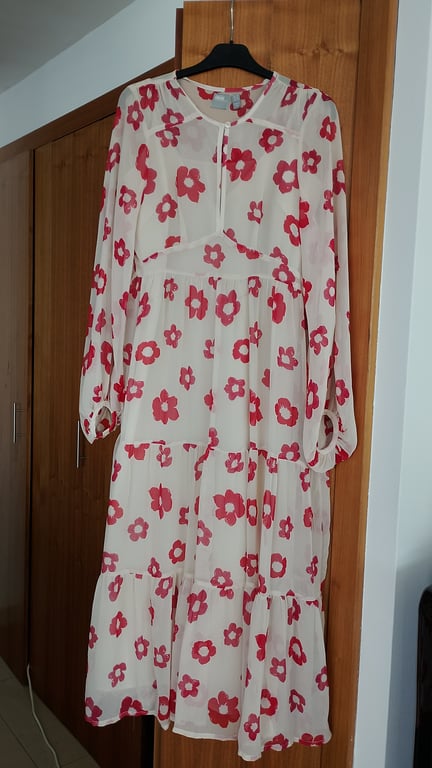 ASOS — ASOS - Lined Chiffon Dress (Size 40, Good)