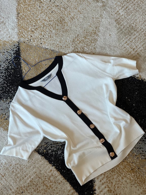 Max Fashion — Office Sweater Bundle (Size M, Good)