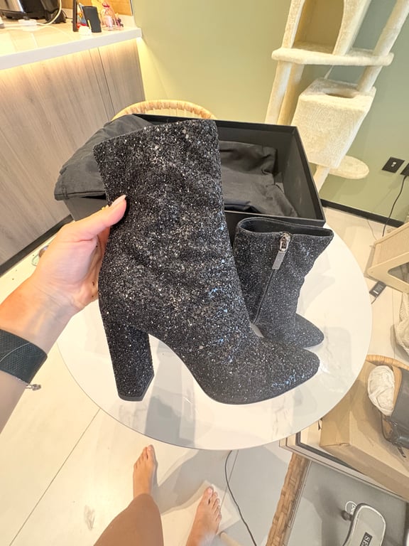 Saint Laurent — Saint Laurent sparkly boots (Size EU 36, Like new)