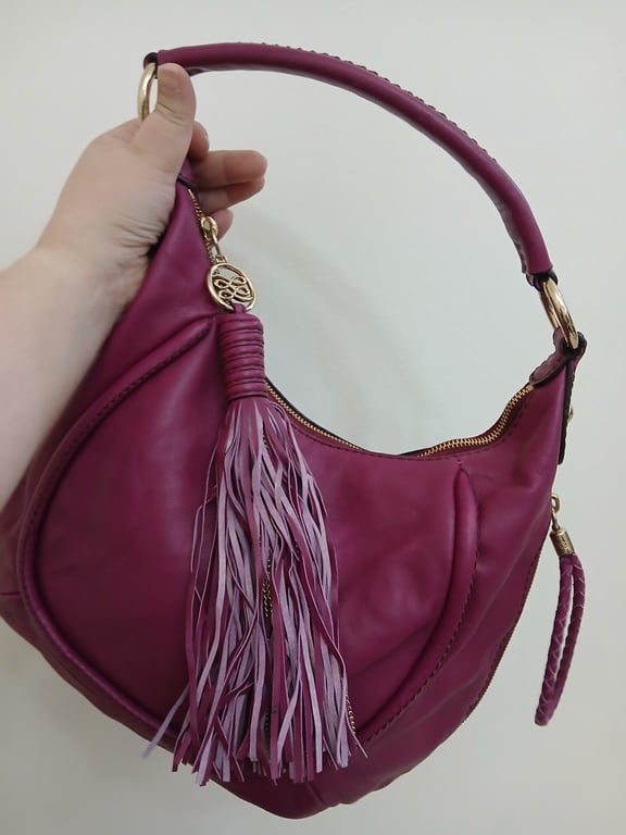 Lancel — Lancel Magenta Leather Tassel Shoulder Bag (Size One Size, Good)
