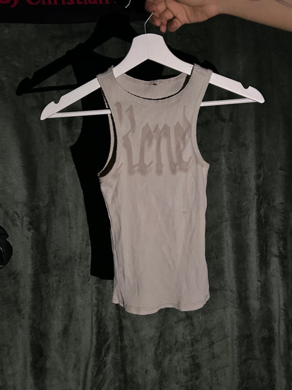 Bershka — Bershka Creme Top (Size S, Like new)