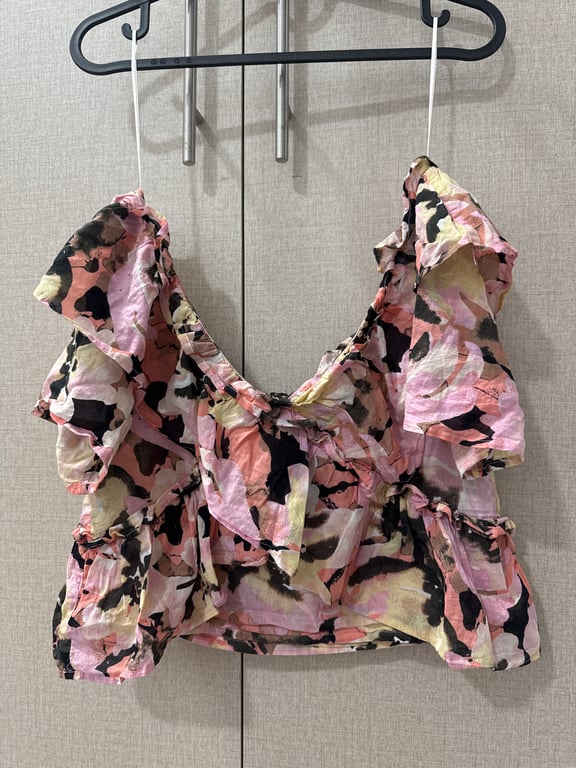 Monki — Monki ruffled colorful shirt (Size 34, Good)