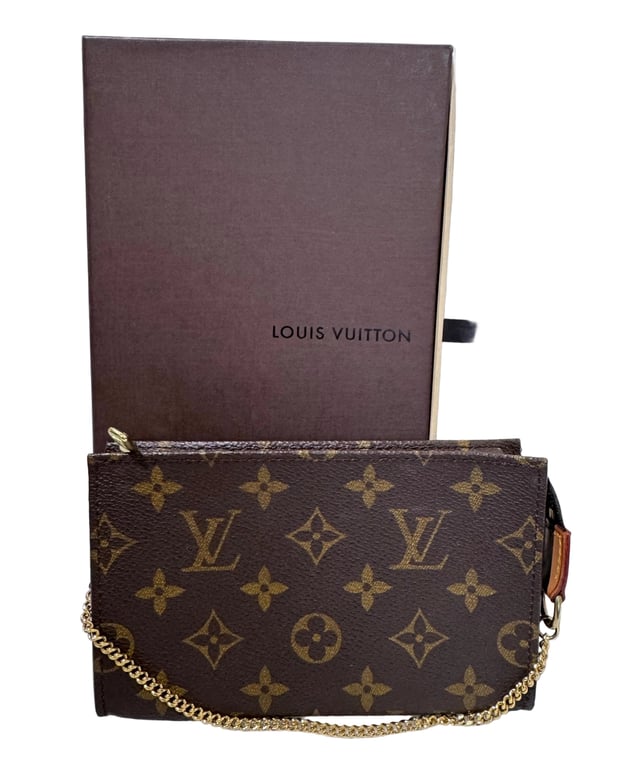 Louis Vuitton — Louis Vuitton Monogram Bucket Pouch with chain (Good)
