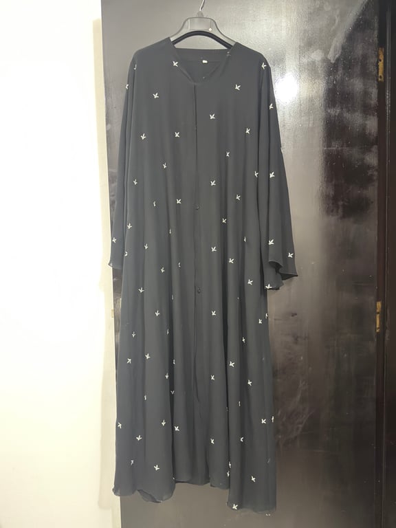 Unknown — Black Abaya (Size 52, Good)