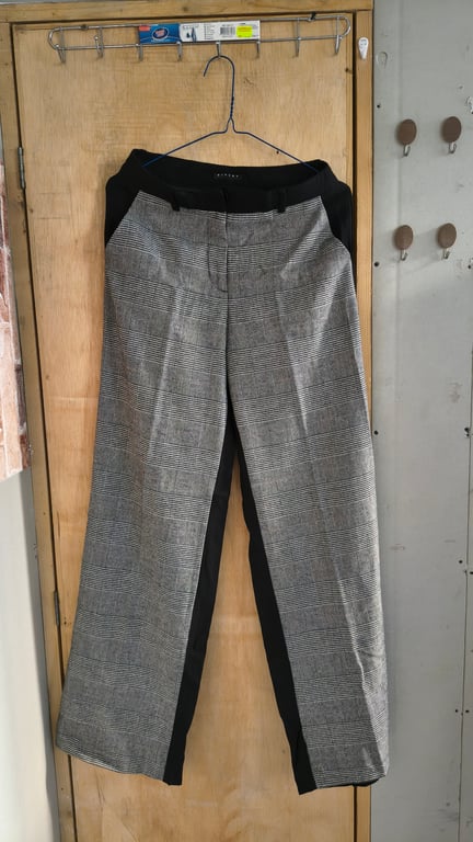 Sisley — Sisley woman pants (Size M, Good)