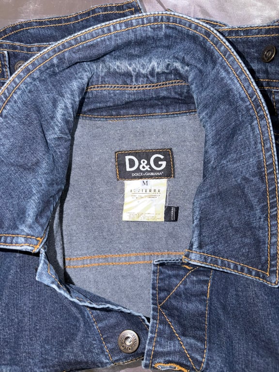 Dolce & Gabbana — Dolce & Gabbana Denim Jacket (Size M, Good)