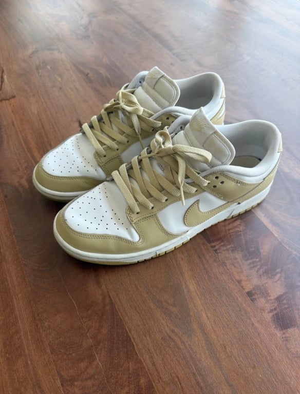Nike — Nike Dunk Low (Size EU 43, Good)