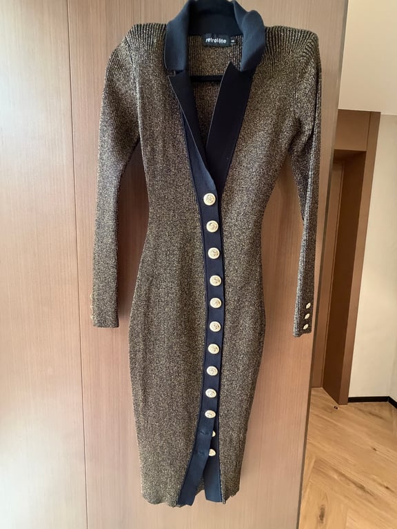 Retrofête — Retrofête Metallic Knit Midi Dress (Size S, Like new)