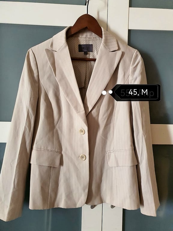 Other — Other_G2000 Beige Striped Blazer (Size M, Good)