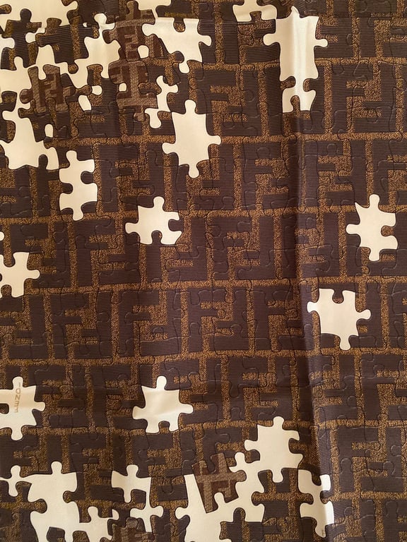 Fendi — Fendi Vintage Scarf (Like new)