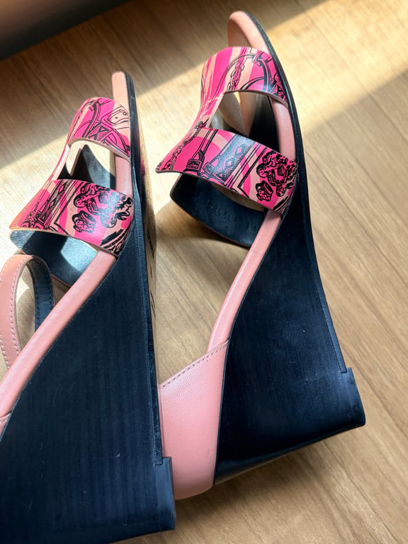 Hermès — Hermès Legend Pink Eur 36.5 (Size 36.5, Good)