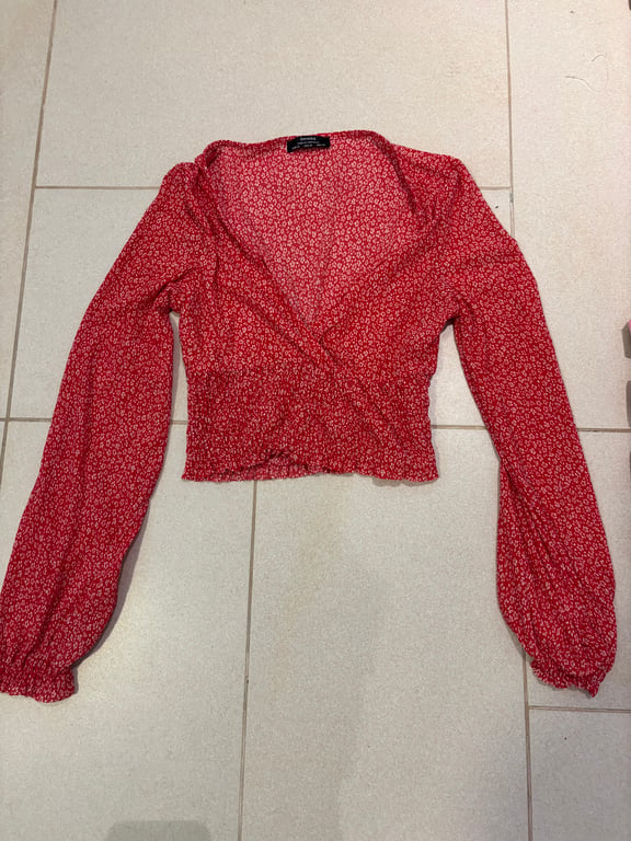 Bershka — Bershka top (Size M, Like new)