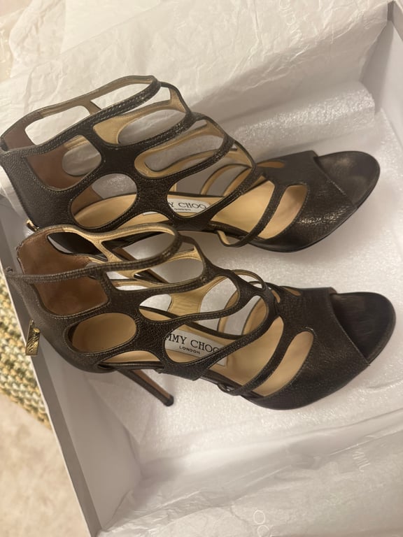 Jimmy Choo — Jimmy Choo heels. Size 36.5 (Size 36.5, Good)