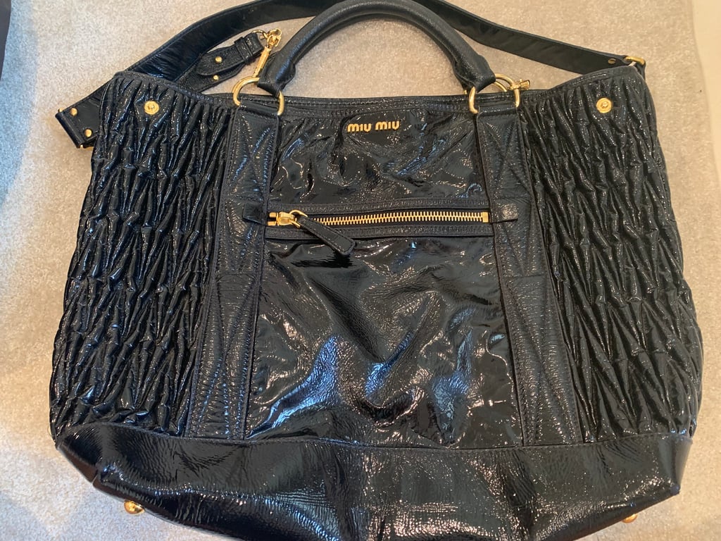 Miu Miu — Miu Miu Black Patent ruched Leather Shoulder Bag (Good)