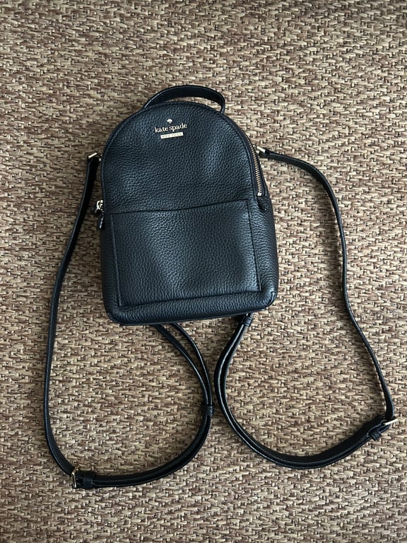Kate Spade — Kate Spade (Like new)