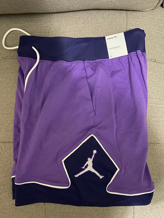 Jordan — Women's Jordan Diamond Shorts (Size S, New with tags)