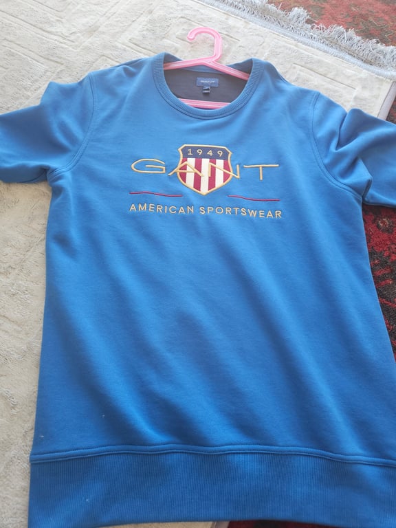 Gant — Gant sweatshirt (Size M, Good)
