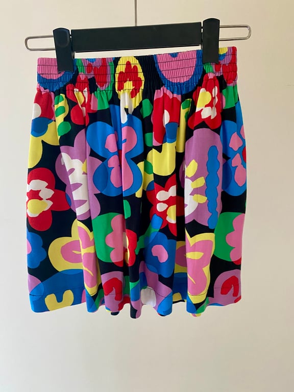 Stella McCartney — Stella McCartney floral print skirt (Size 12Y, Like new)