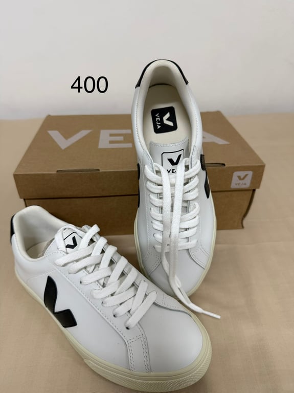Veja — Veja shoes in size 36 (Size EU 36, New with tags)