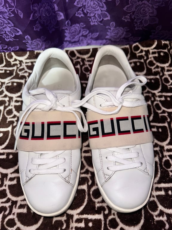Gucci — Gucci White Web Detail Ace Sneakers (Size EU 38.5, Good)