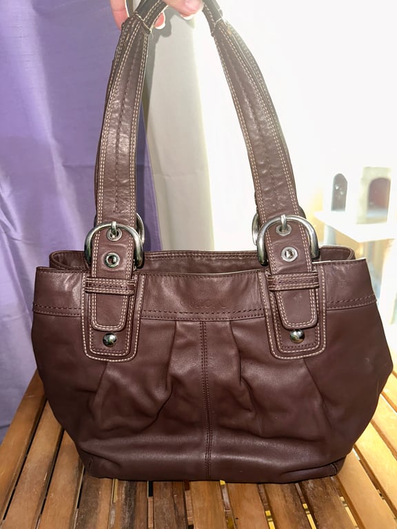 Coach — Coach Brown Leather Shoulder Bag (Size One Size, Fair)